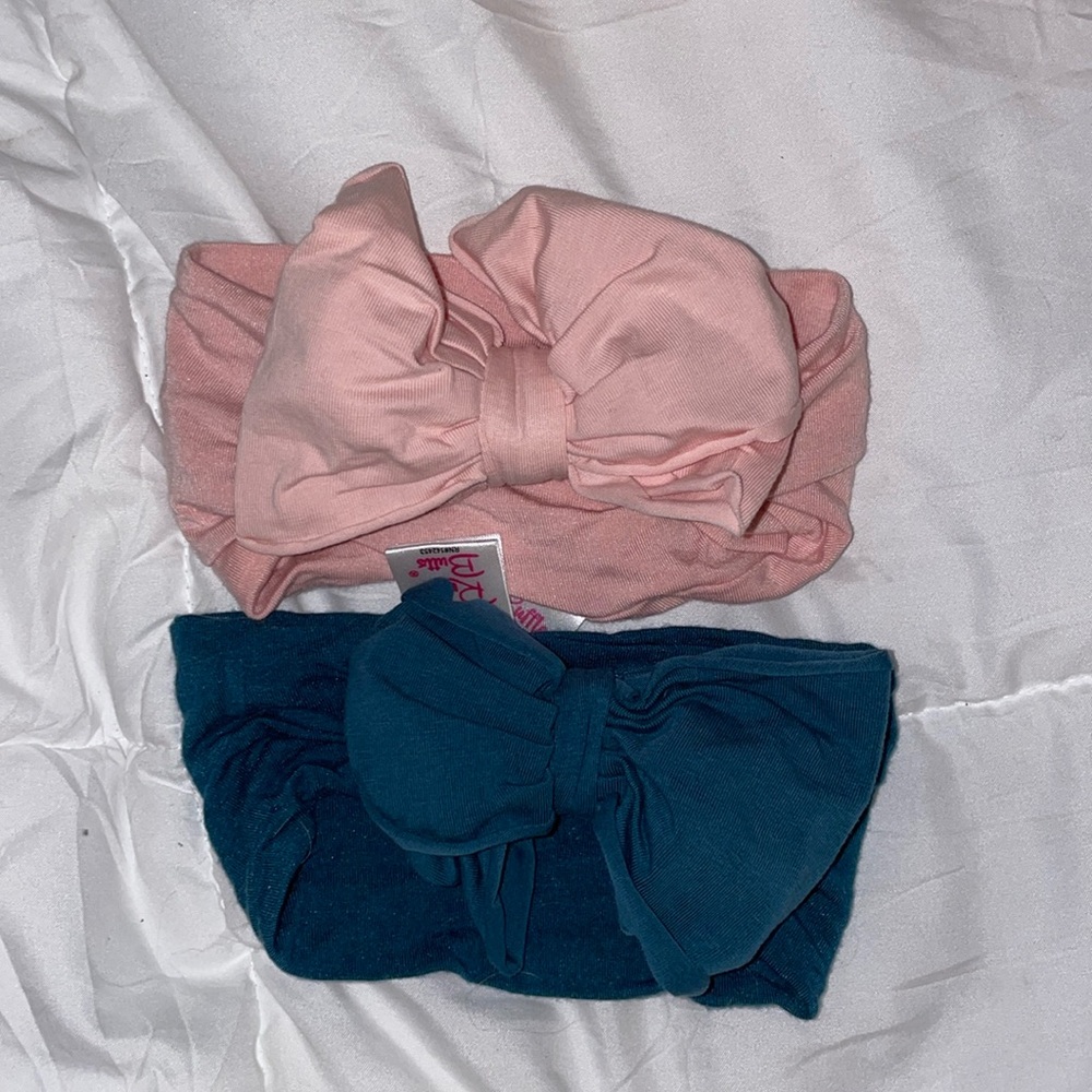 Ruffle butts, baby girl bows